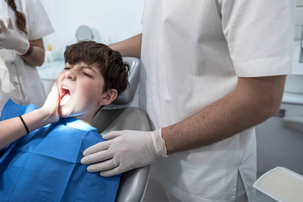 Best Emergency Dental Extractions in Ravenna, OH